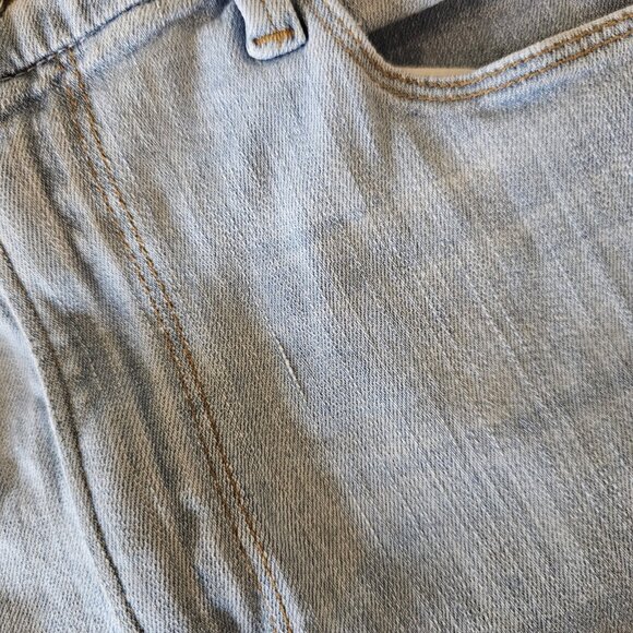 GOOD AMERICAN‎ Good Cuts High Rise Crop  Distressed Denim Jeans size 10 | 30 - Picture 6 of 8